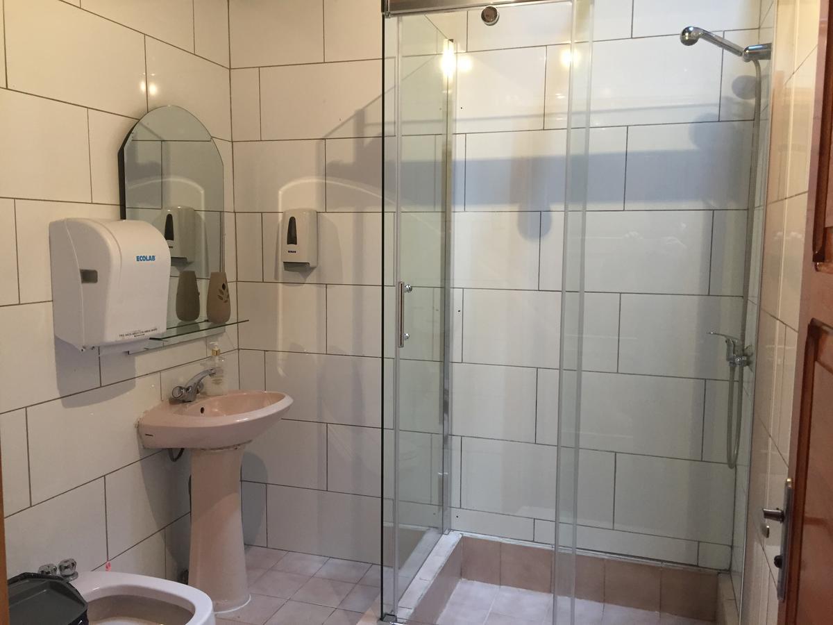 Hostal Balmaceda Пунта-Аренас Екстер'єр фото